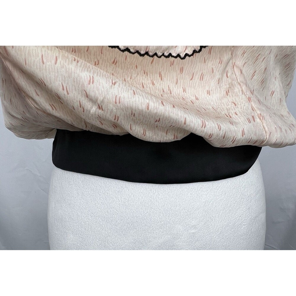 Chelsea Flower Ruffle Front Top 100% Silk Blush Pink Black Trim Size M Coquette - Picture 6 of 16